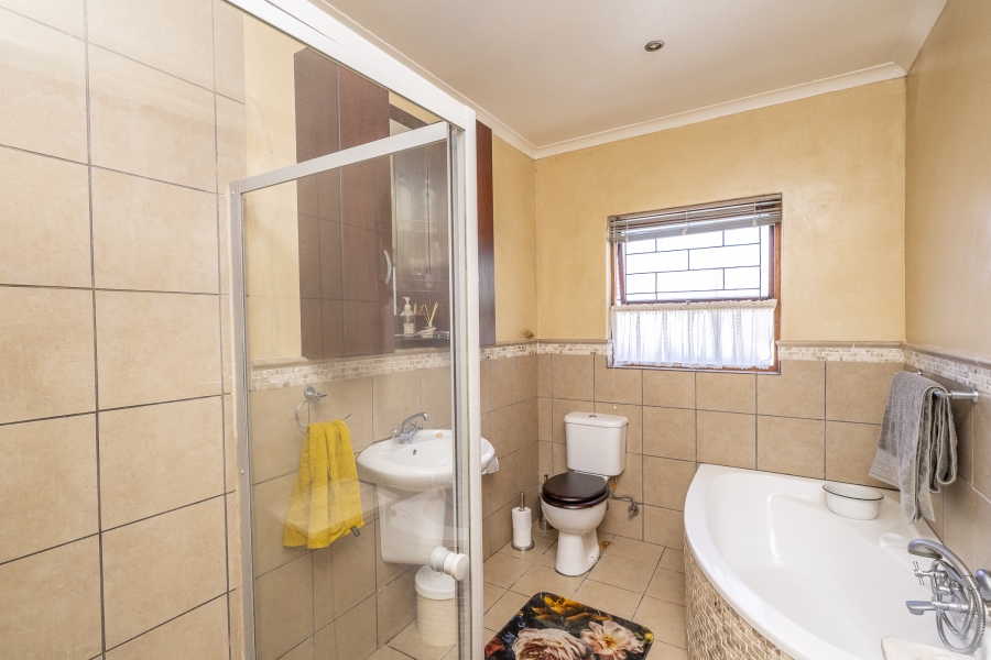 4 Bedroom Property for Sale in Eversdal Heights Western Cape